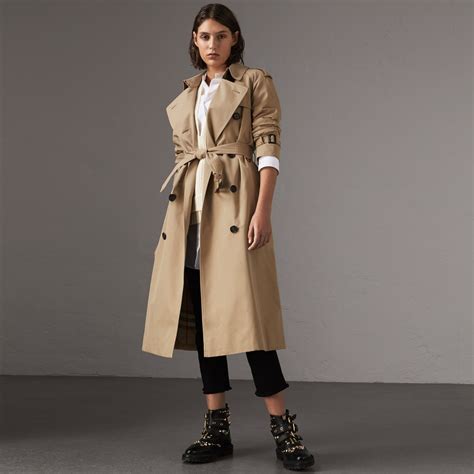 burberry trench coat long celebraty|burberry trench coat women used.